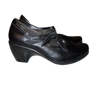 NAOT Pleasure Black Leather Mary Jane Comfort Heels Womens Size 40 US 9 EUC